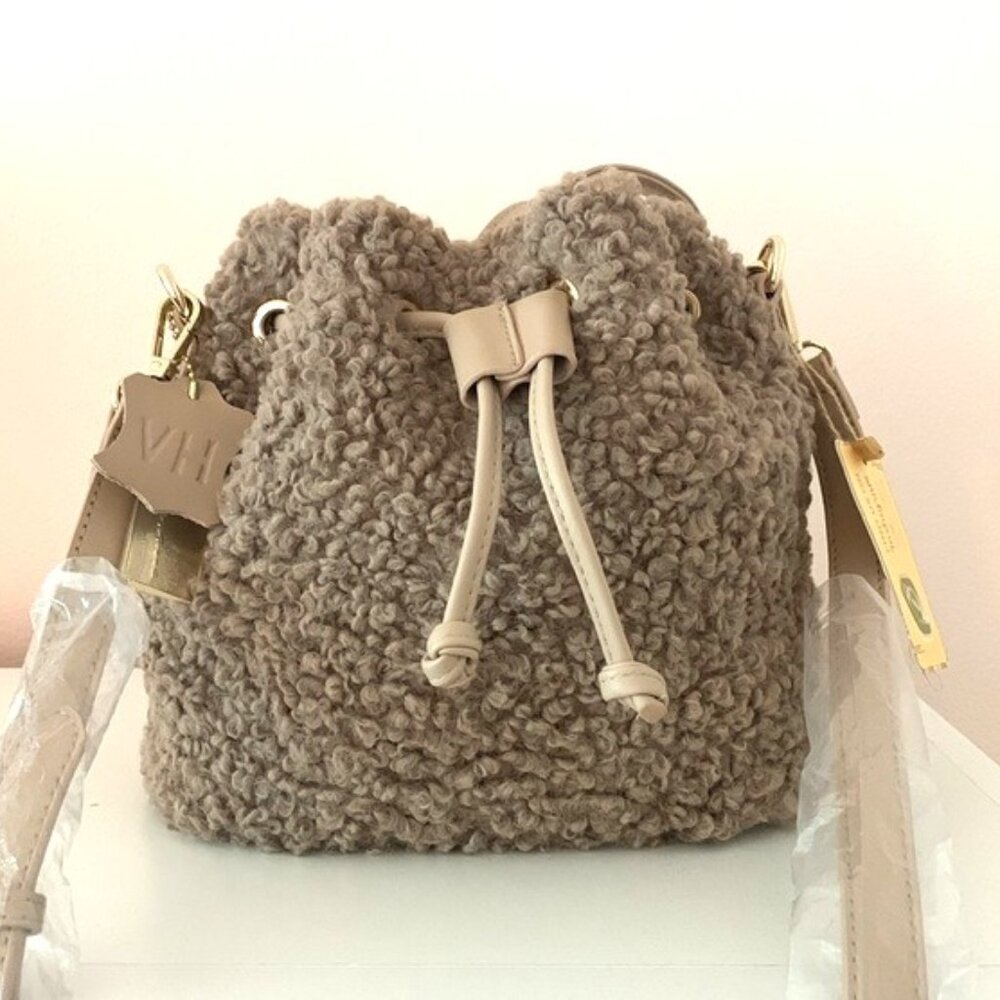 NWT - Faux Fur Crossbody Bucket Bag - Tan